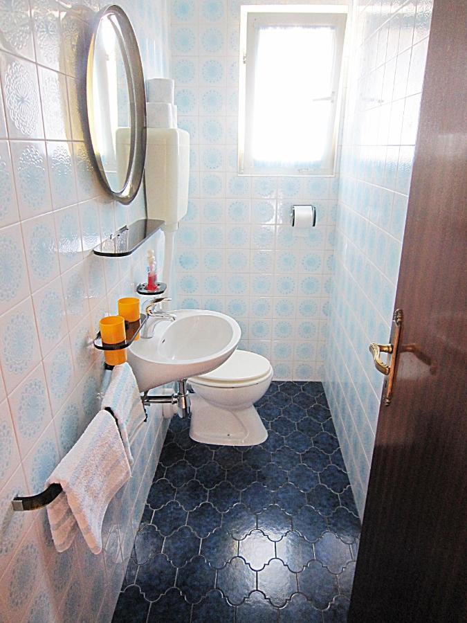 Villa Lucia Premium Rooms Примоштен Экстерьер фото