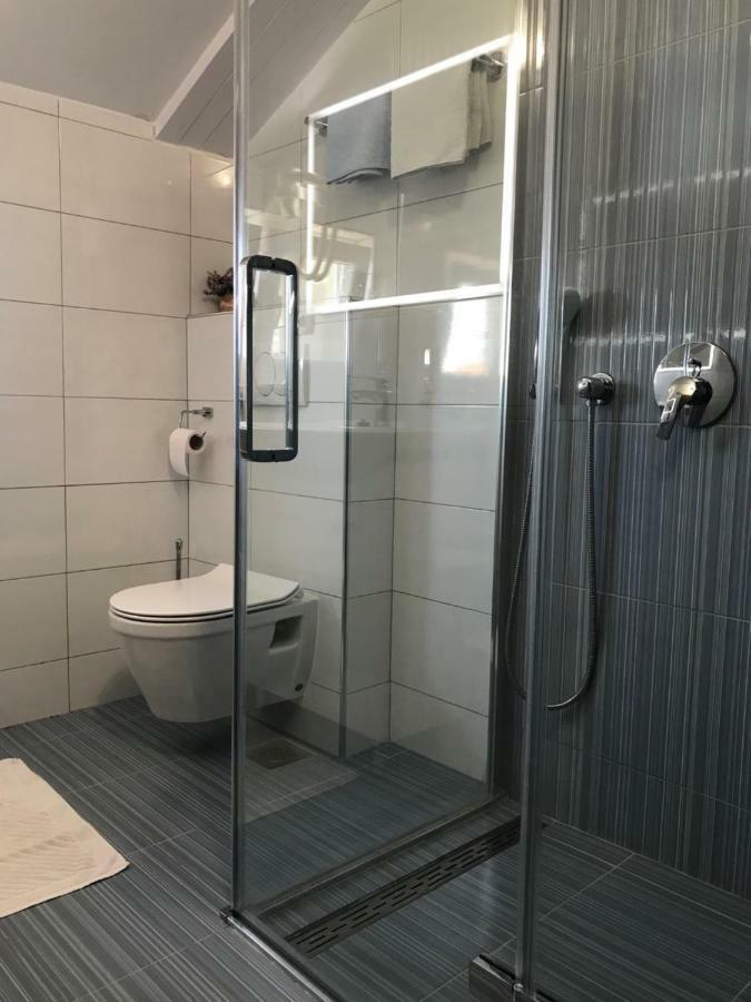 Villa Lucia Premium Rooms Примоштен Экстерьер фото